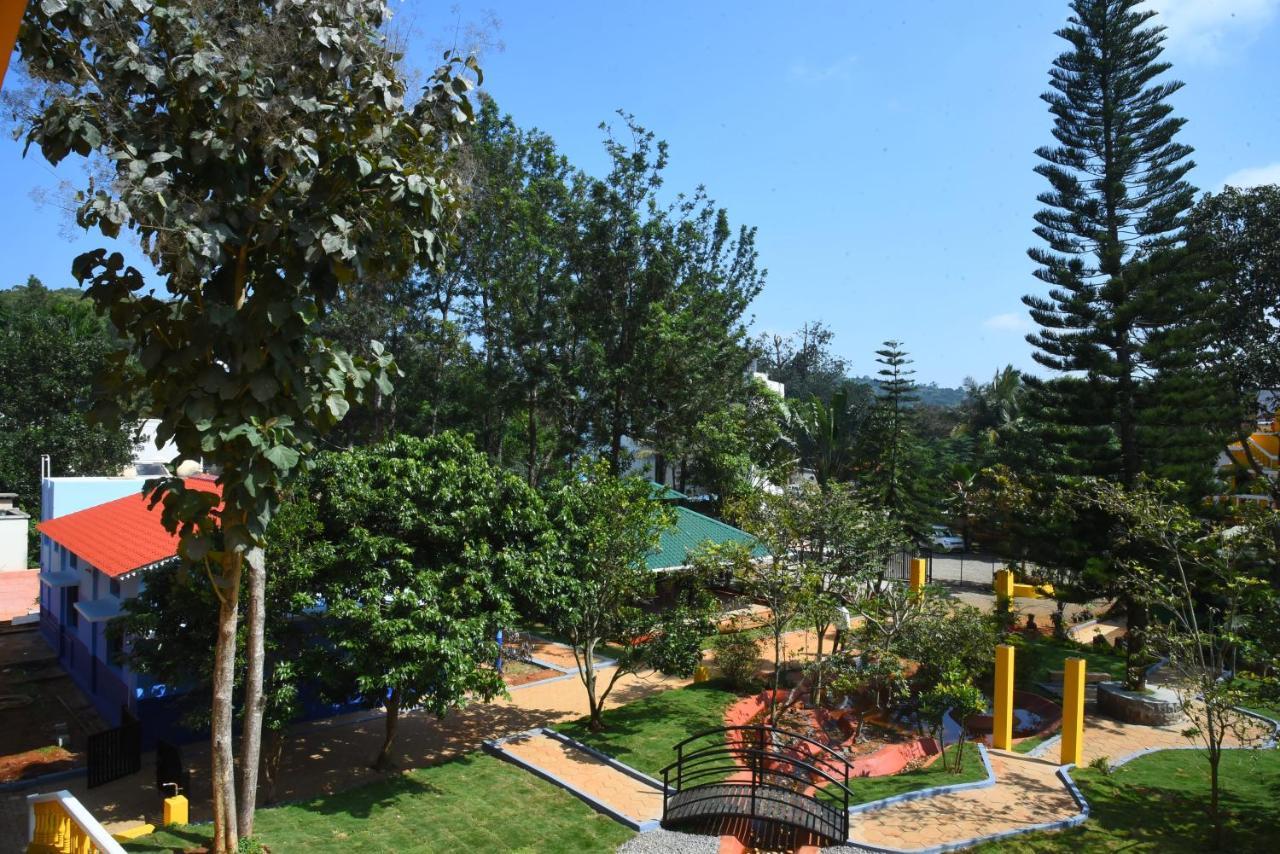 Fundera Aqua Stay Yelagiri Extérieur photo
